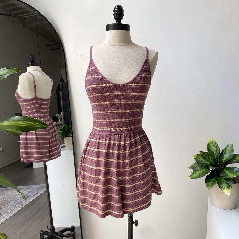 Wild Fable Smocked Striped Romper Jumpsuit Size Small Mauve Pink Summer